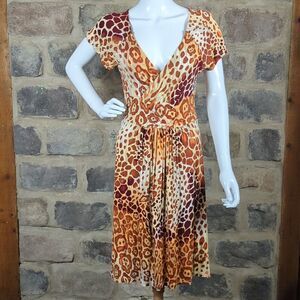 V Cristina Women's Medium Animal Print‎ Short Sleeve V Neck Midi Dress NWT Sexy